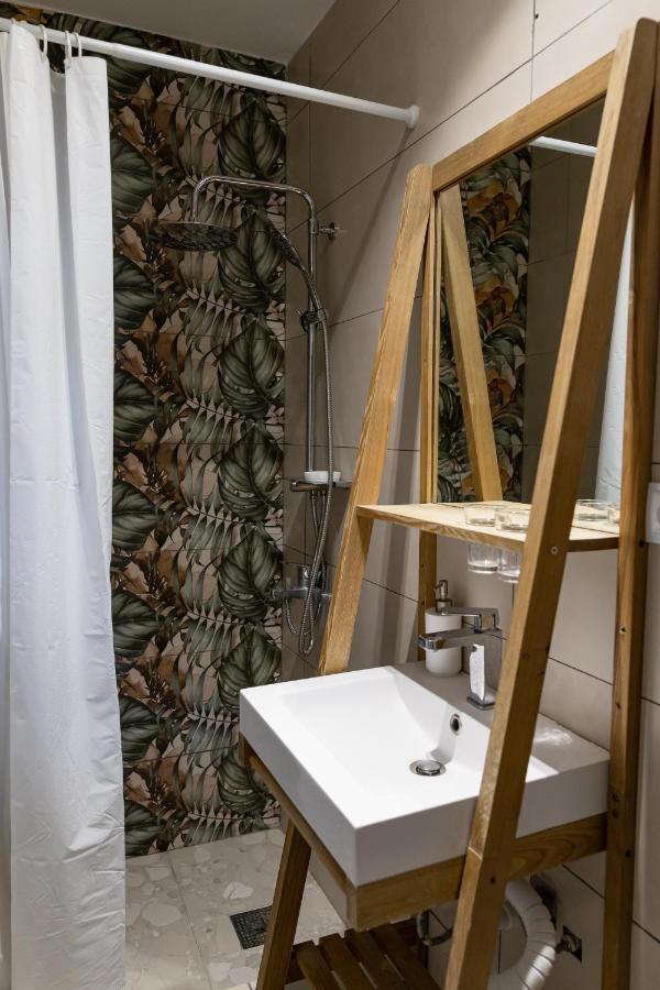 Nomad Sud Studios In Town Center Cahul Εξωτερικό φωτογραφία
