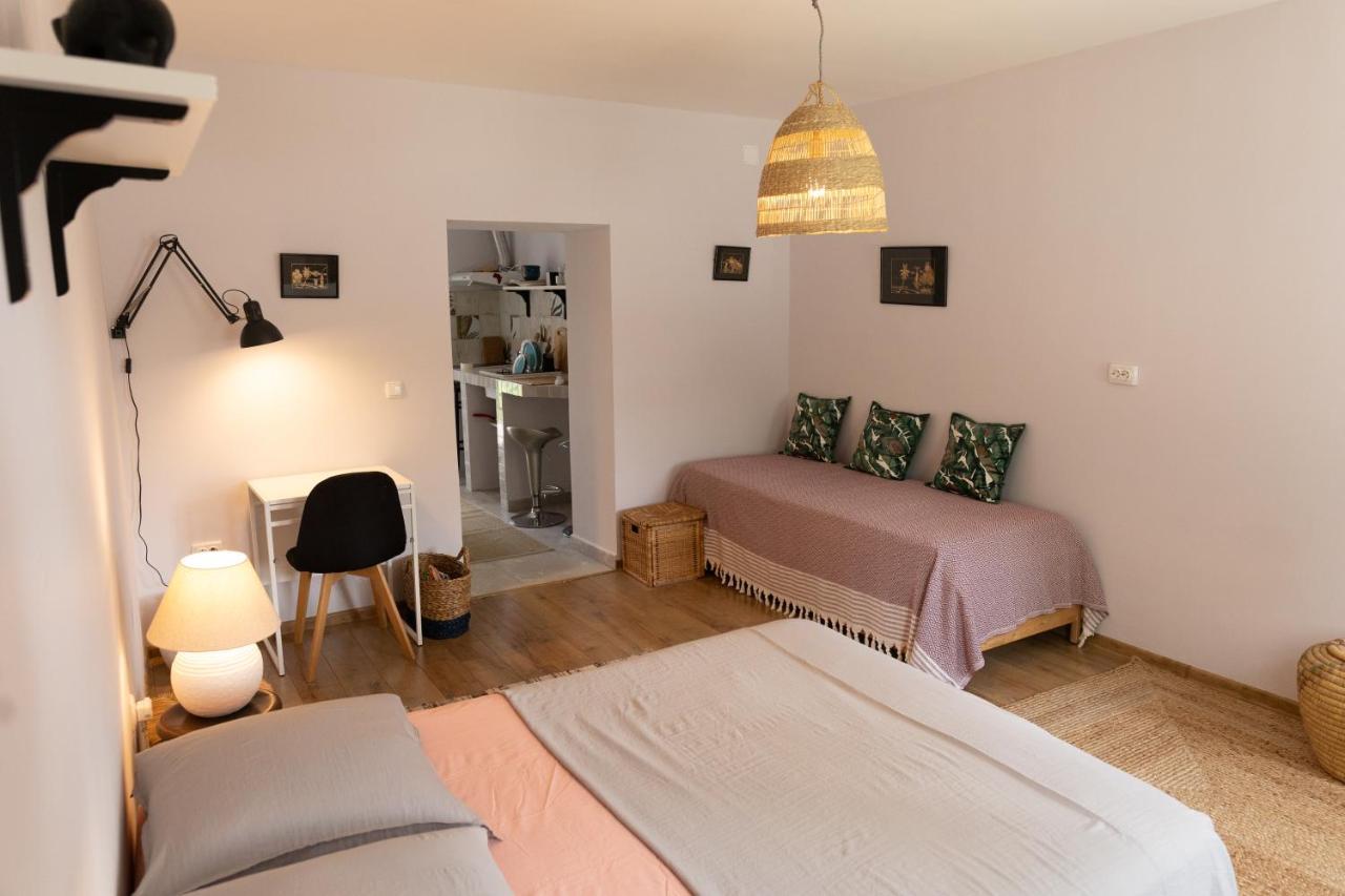 Nomad Sud Studios In Town Center Cahul Εξωτερικό φωτογραφία